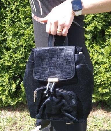 Zobrazit detail produktu - GUESS BATOH V5BZ11 Obrázek GUESS BATOH V5BZ11